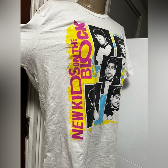 Vintage New Kids on the Block T-Shirt Retro 90’s Y2K - Picture 5 of 16